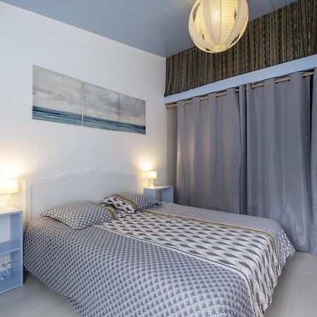 Les Volets Bleus T3 De 80 M2 Patio Privatif Apartment Rochefort  Bagian luar foto