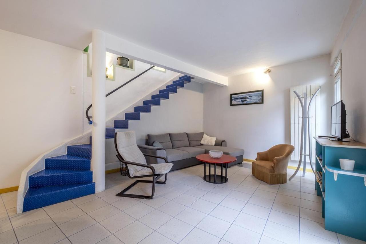 Les Volets Bleus T3 De 80 M2 Patio Privatif Apartment Rochefort  Bagian luar foto