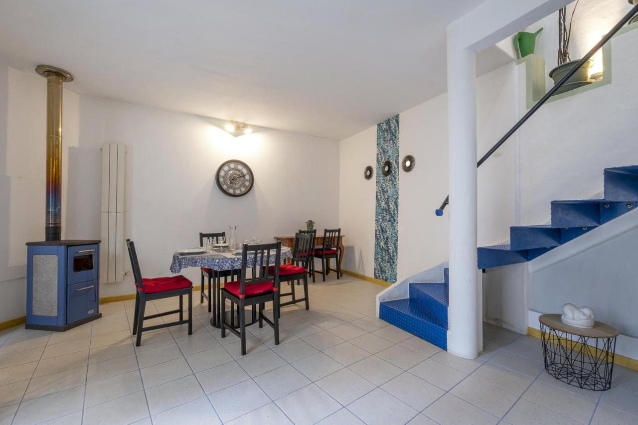 Les Volets Bleus T3 De 80 M2 Patio Privatif Apartment Rochefort  Bagian luar foto